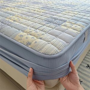Waterproof Mattress Cover Anti-Mite Antibacterial Fitted SheetSoft Non-Slip Silent All Season Mattress ProtectorSingle/Double Size