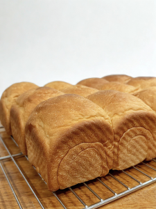 Homemade Japanese Milk Loaf Shokupan Soft Bread 100% Fresh Milk