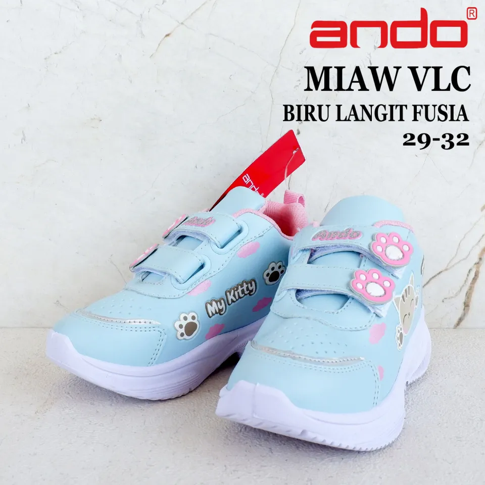 Sepatu ANDO karakter size 29-32 LILY CANDY LILY CUTE