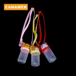 【CANAMEK】 1Pc 1:12 Dollhouse Miniature Water Bottle with Strap Dolls Accessories