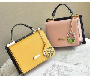 Laciola Tas Selempang Wanita Import Terbaru Dengan Design Cantik Kualitas Tinggi