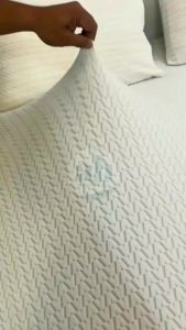 NO LUKOT EMBOSSED AZTEC / LEAVES Bedsheet with FREE POUCH EMBOSSED BEDSHEET