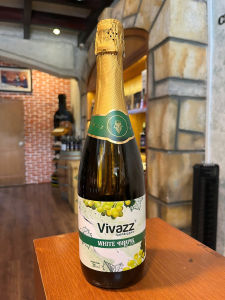 Nước trái cây có gas Vivazz Sparkling Juice 720 ml