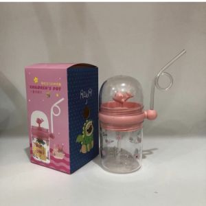 bình uống nước và uống sữa dành cho bé