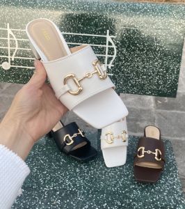 Guốc nữ cao gót Anmodels mũi vuông quai ngang gắn khóa sắt gót trụ cao 3 phân