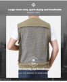 FUGUINIAO Men's Vest Jacket Multi-pocket Photographer Mesh Outdoor Tactical Outfit for Fishing. 