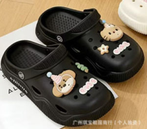 Free Shipping Trendy And Cute Bear-Themed Cartoon Clogs For Women Featuring A Soft Sole Enclosed Toe Design And Breathable Material Perfect For Outdoor Wear