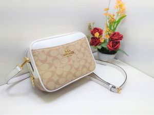 Tas Selempang Wanita COA.AHC Camera in signature Slingbag Shoulderbag