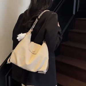 Chống mòn balo da pu nội thất rộng rãi có thể tháo rời trang trí quyến rũ Túi Đeo Vai hoàn hảo cho mua sắm du lịch