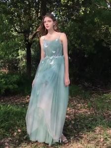 Fairy Temperament Light Green Bridesmaid Dress Sleeveless Starry Sky Butterfly Decor Slim Princess Dresses Dinner Gown㏇X0407