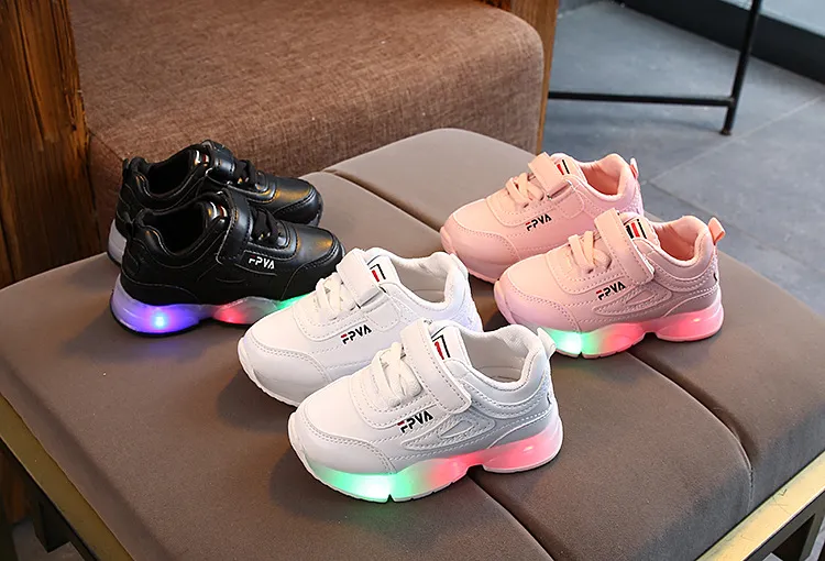 Ready Stock] New LED Children'S Light Shoes Sports Shoes That Will
