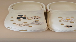 Charm gắn dép cross B47 sticker dép sục mẫu giả kim đa dạng