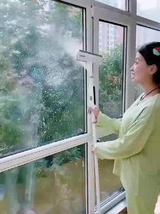 [Spary Scrape Wipe All-In-One] Double-Sided Spray Expansion Window Cleaner/双面式喷雾伸缩擦窗器/Efficient Remove Stain No Leave Mark Retractable Cleaning BrushesFast shipping