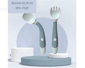 Flexibel Spoon Sendok dan Garpu MPASI Bayi Silicone Baby Fork Peralatan Makan Bayi Aman
