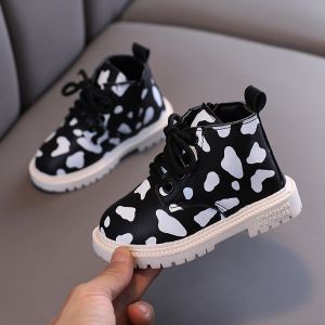 Sepatu Sneakers Kets Anak Perempuan Milk Leather Design - Import Quality
