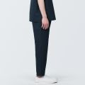 มูจิ กางเกงผ้าเซียร์ซัคเกอร์ขายาว ผู้ชาย - MUJI Breathable Seersucker No Darts Pants. 