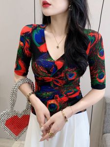 REHIN Womens top Summer new fashion V-neck printed short-sleeved T-shirt  versatile trend blouse