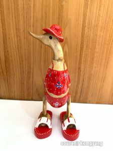 DEKORASI AESHETIC HIASAN PATUNG BEBEK BIKINI TOPI/DEKORASI UNIK