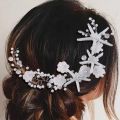 Rambut Pengantin Pengantin Latious Starfish Vine Bunga Perak Potongan Rambut Pengantin Aksesori Rambut Mutiara untuk Wanita dan Gadis (13.8 Inci). 