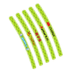 Stiker Reflektif Velg Mobil/Motor 20pcs – Perekat Aman Anti Air & Tahan Panas | Aksesoris Keselamatan Malam Hari