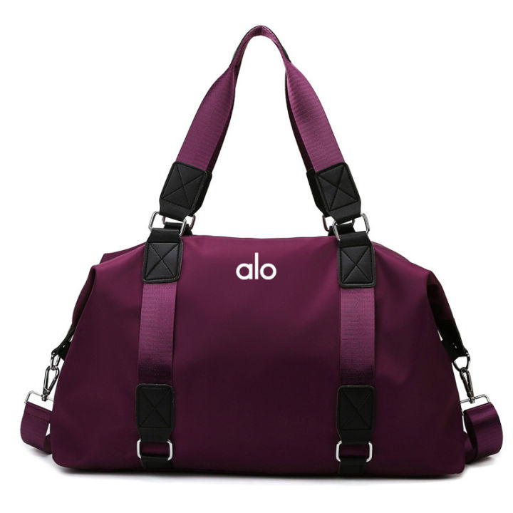 alo%20yoga%20Gym%20bag,%20portable%20training%20sports%20bag%20for%20women,%20with%20dry%20and%20wet%20separation,%20large%20capacity,%20suitable%20for%20business%20trips%20and%20travel,%20for%20men%20-%20Image%208