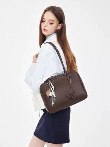 กระเป๋าสะพายไหล่ขนาดใหญ่อเนกประสงค์ ทนทาน กระเป๋าเป้สะพายหลัง ความรู้สึกของแฟชั่น อเนกประสงค์