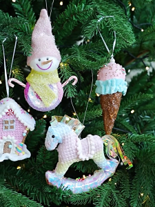 Foam Hanging Pendant Festival Decoration for Christmas Tree Handmade Accessories Seasonal Store Display Ornament