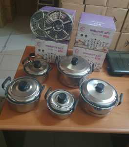 panci set isi 5 set + steamer/panci 1 set/panci satu set/panci 1 set/panci set stainless