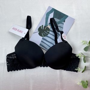 Áo Ngực Đúc Su Không Gọng Mềm Mại Đệm Vừa Nâng Ngực Tự Nhiên Thoáng Mát DAN L&U Ck03