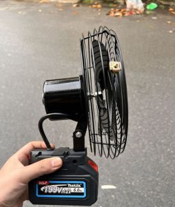 Quạt Tích Điện Pin 10 Cell Dùng Liên Tục 8H Quạt Pin Makita Quạt Để Bàn Tích Điện 2 Cấp Độ Gió Siêu Mát ( Bảo Hành 1 Năm - Lỗi 1 đổi 1 )