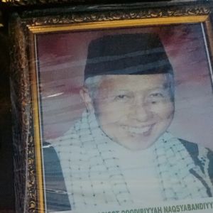 Bingkai Foto Abah Anom Uk 30x40✓