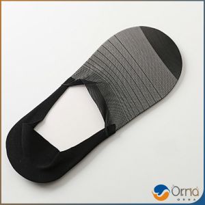 Orna ถุงเท้าผ้าฝ้าย ถุงเท้าใส่สบาย ระบายอากาศได้ดี และเย็นสบาย Men socks