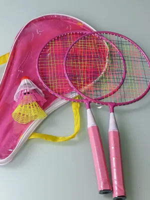 RAKET BADMINTON/ RAKET BULU TANGKIS ISI 2 /KOK BULUTANGKIS/KOK BADMINTON
