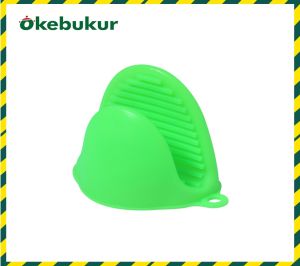 IK69TH แผ่นจับของร้อน ถุงมือซิลิโคน มือจับของร้อน ถุงมือไมโครเวฟ ถุงมือเตาอบ ทำจากซิลิโคนทนความร้อน 1 ชุด มี 2 ชิ้น