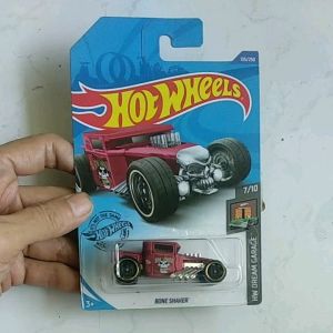 Diecast hotrod Hot Wheels Bone Shaker ( hard top )