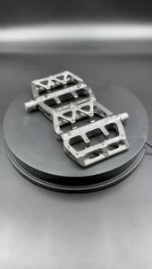 BIKE PEDAL Sealed Bearing PEDAL Aluminum Pedal for MTB Pedal CNC Non-slip Bicycle Pedal Ultra Light