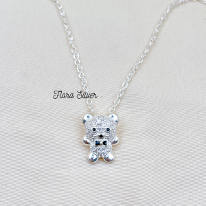 FLORA 0725M - [Có bán lẻ] Dây chuyền bạc ta hình gấu đeo nơ màu hồng đen dành cho bé gái