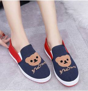 รองเท้าการ์ตูนน่ารักๆ รองเท้าลำลอง  รองเท้าแฟชั่นผู้หญิง รองเท้าลายหมีน้อย รองเท้าส้นแบนรองเท้าโลฟเฟอร์ NH036