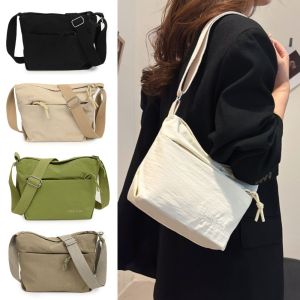 FA ลำลองแบบสบายๆ กระเป๋าสะพายไหล่น้ำหนักเบา จุได้มาก สไตล์เกาหลีแบบ กระเป๋าสะพายข้างไนลอน แบบพกพาได้ ถุงเก็บสัมภาระ ถุงสิริใต้วงแขน สาวๆ