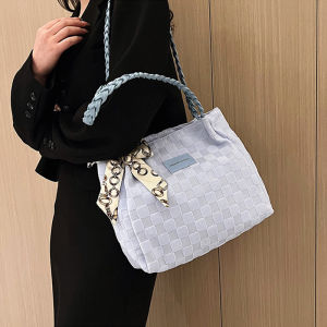 Tsion แบบใหม่พร้อมส่ง กระเป๋าผ้าสะพายข้างผู้หญิง น้ำหนักเบาใบใหญ่ทรงสวยด้านข้างเป็นลายตารางน่ารักมากๆคือมันดีย์ราคาถูก รีบมาจับจองกันนะ