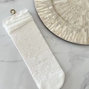 🤍beauty shoes🤍ถุงเท้าลูกไม้กลวงสำหรับผู้หญิง ถุงเท้าสไตล์เกาหลีเชื้อราพู่ฤดูร้อนความยาวกลางถุงเท้า jk บาง ระบายอากาศได้ดีและสวมใส่สบาย