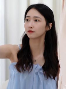 ถุงหอม ถุงหอมสำหรับตู้เสื้อผ้า กลิ่นหอมติดทนนาน น้ำหอมปรับอากาศ สำหรับใส่ตู้เสื้อผ้า เหมาะสำหรับตู้เสื้อผ้า รถยนต์ และฉากอื่นๆ