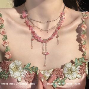 Pink Bead Layered Necklace for Women with A Light Luxury and High-end Feel Choker Collarbone Chain Niche Design Accessory纯欲风!粉色串珠叠戴项链女轻奢高级感choker锁骨链小众设计配饰
