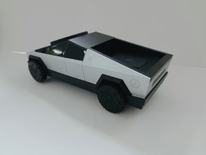 New Cybertruck multi-function three-in-one wireless charging desktop qi2 wireless charger