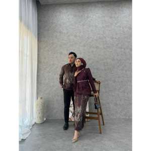 Couple Kia Setelan Atasan Blouse Kemeja Batik Kondangan Tunangan Kekinian
