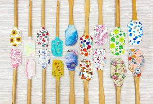 Heat Resistant Wooden Spatula with Design Floral Themed/Spatula Heart Themed/Spatula Christmas Themed/Wooden Spatula Assorted Designs