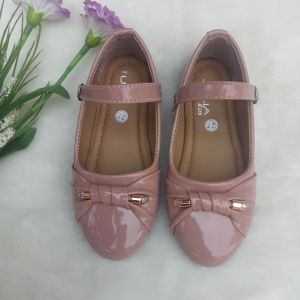FATHARANI Flatshoes Anak Elegan dengan Variasi Tali Gold & Sol Karet - Ukuran 26-30