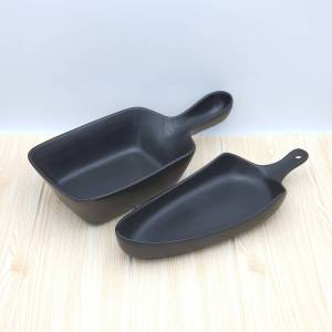 ชาม ชามราเม็ง ชามเรือ ชามเหลี่ยม เซรามิค สีดํา มี 2 แบบ ชามเรือ 4.25 x 11.5 นิ้ว และ ชามเหลี่ยม 5.5 x 11.5 นิ้ว