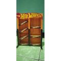 rak hotwheels kayu. 