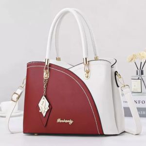 Korean Women Shoulder Bag Orginal Splicing Style Bag Fashion Love Tassel Leather Handbag For Outdoors and Travel Women Beautiful Bag Trending Bags